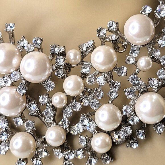Vintage Statement Faux Pearl and Crystal Bib Necklace with Crystal Earrings - Picture 4 of 16
